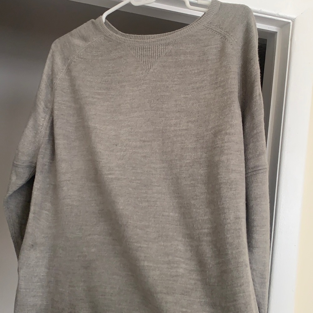 Cashmere gray sweater